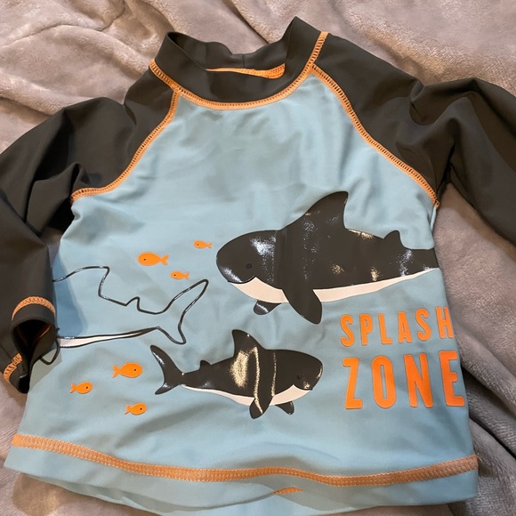 12-18m spring/summer boys lot - 11 pcs gently used - Picture 4 of 5